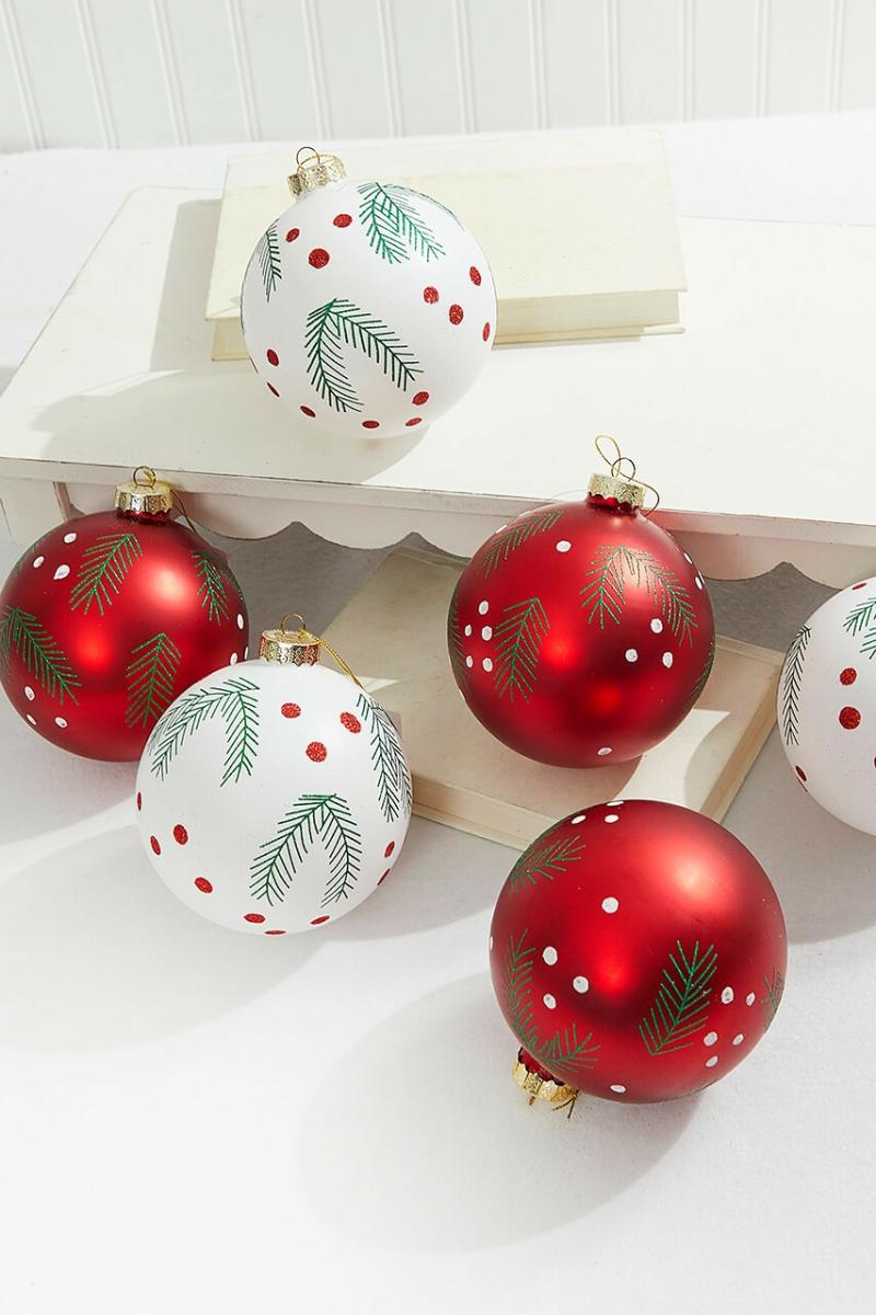 Ornaments | 5" Red/White Christmas Ball Ornaments – Set Of 6 Ornaments Ornaments